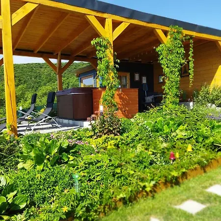 Veranda Haziko * Balatonalmadi